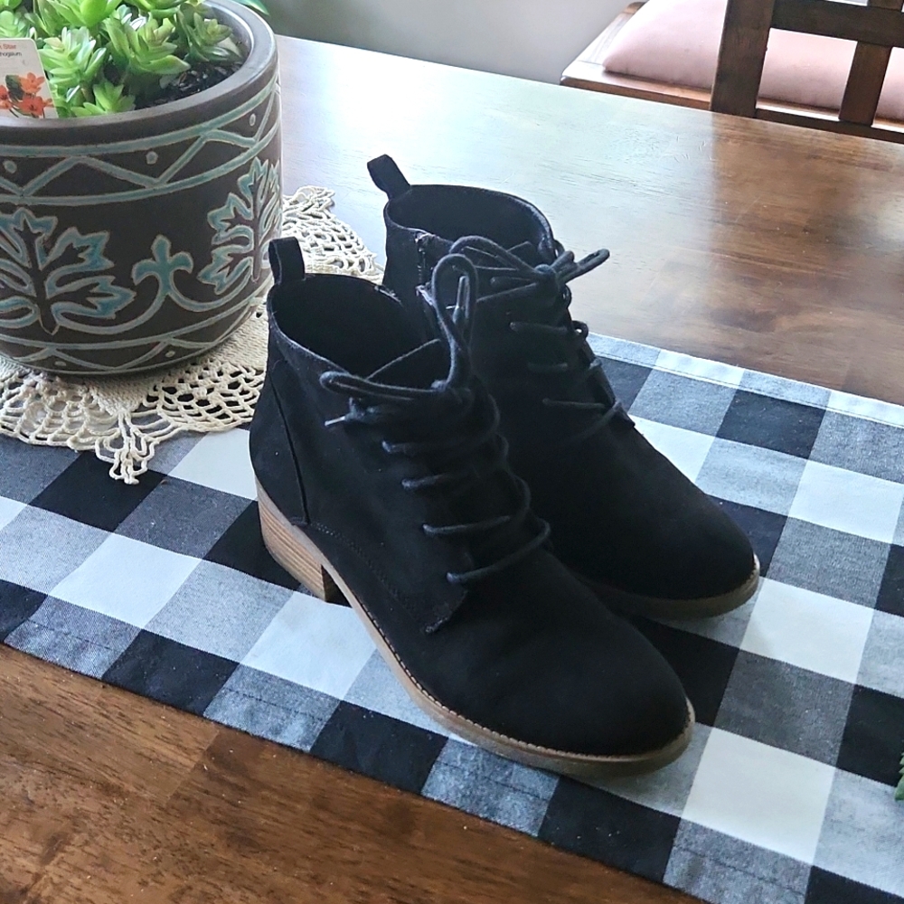 STYLE & CO SUEDE ANKLE BOOTS